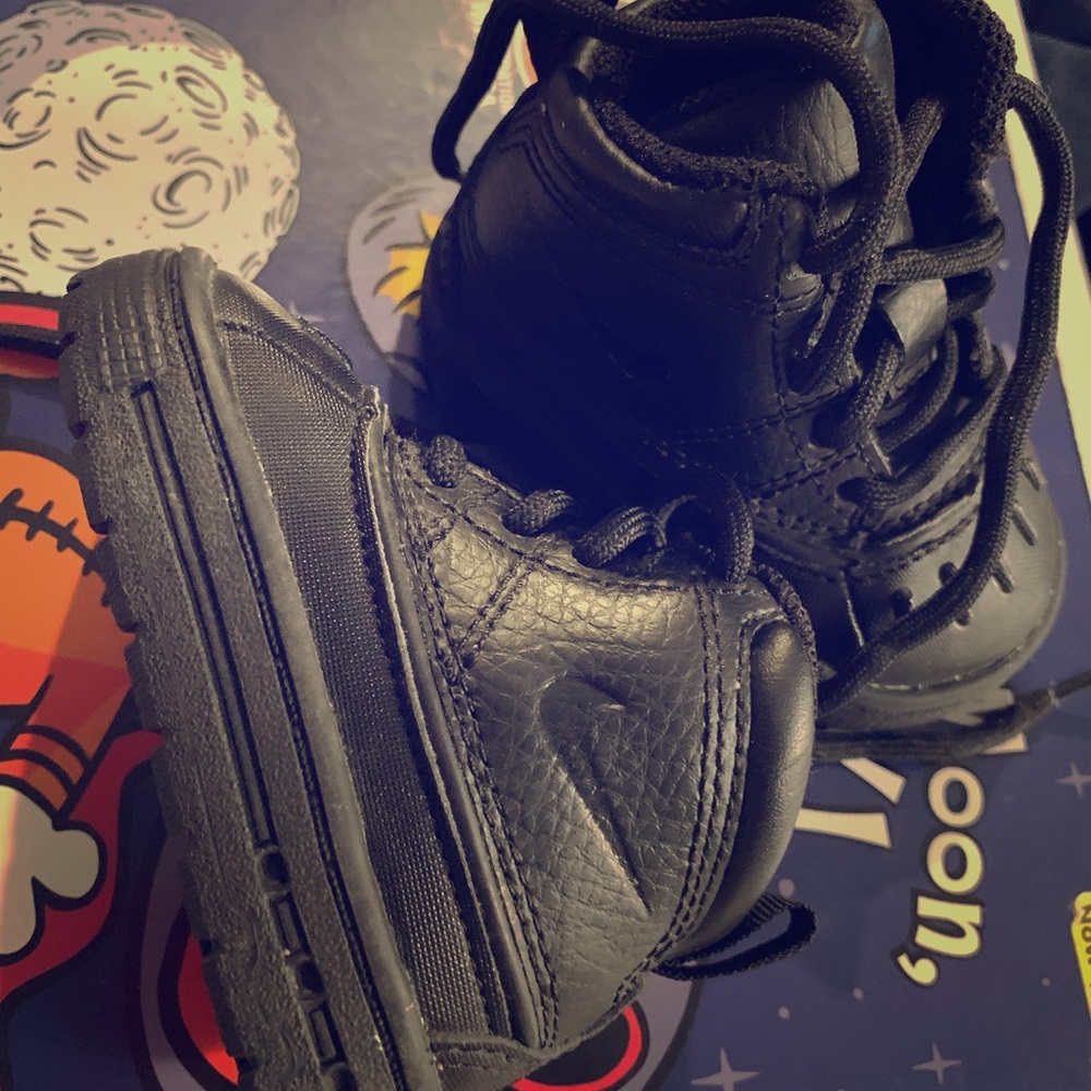 Nike boot